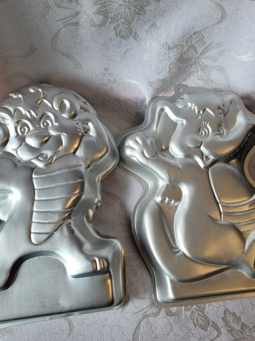 Vintage Wilton Wuzzles Bumblelion Eleroo cake pan set 1980s retro Nostalgia